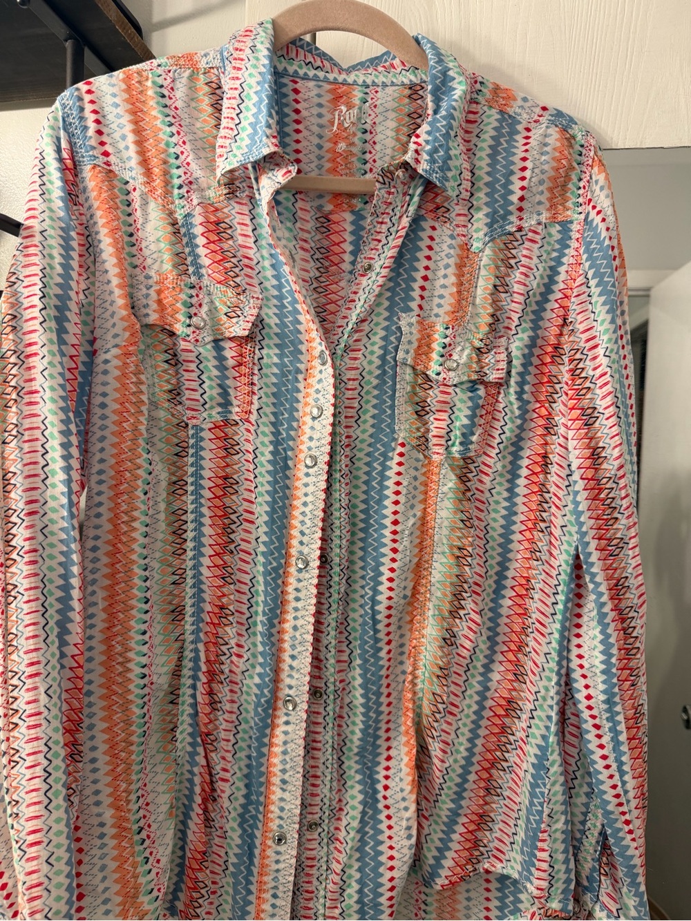 Wrangler Rock Colorful Zigzag Button-Up Blouse - Multicolor